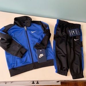 NWT Nike two piece set